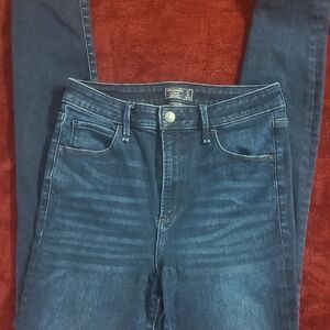 Abercrombie And Fitch Indigo Women's Skinny Jeans